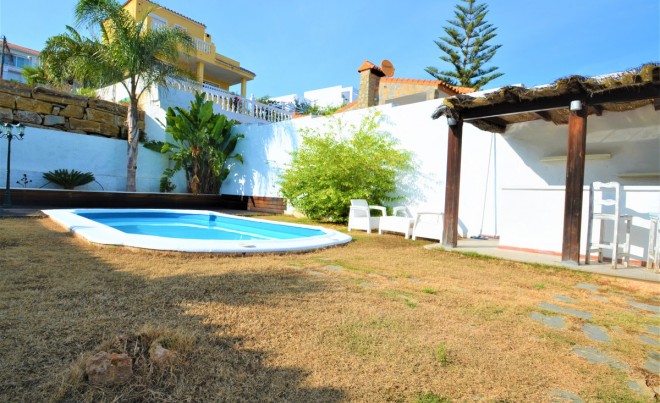 Venta · Villa / Chalet · Estepona · Costa del Sol