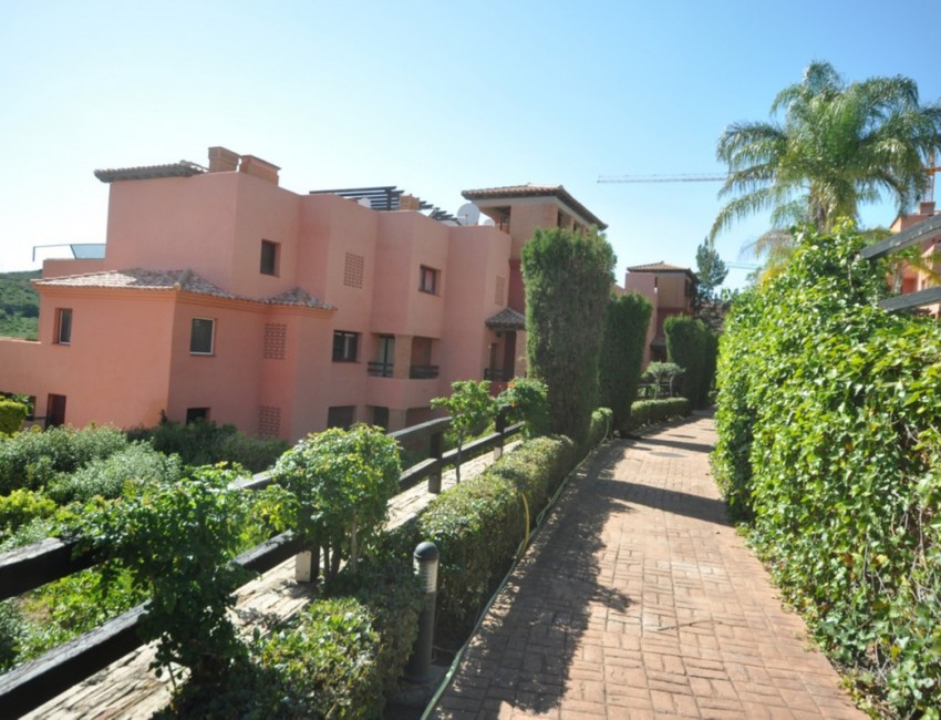 Venta · Apartamento / Piso · Casares · Costa del Sol