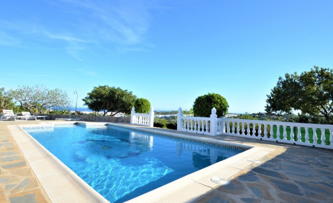 Venta · Villa / Chalet · Estepona · Costa del Sol