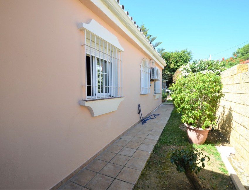 Venta · Villa / Chalet · Estepona · Costa del Sol