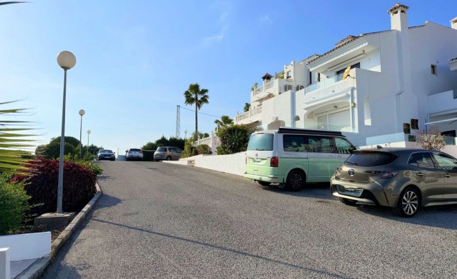 Sale · Bungalow / Townhouse / Detached / Terraced · Estepona · Costa del Sol