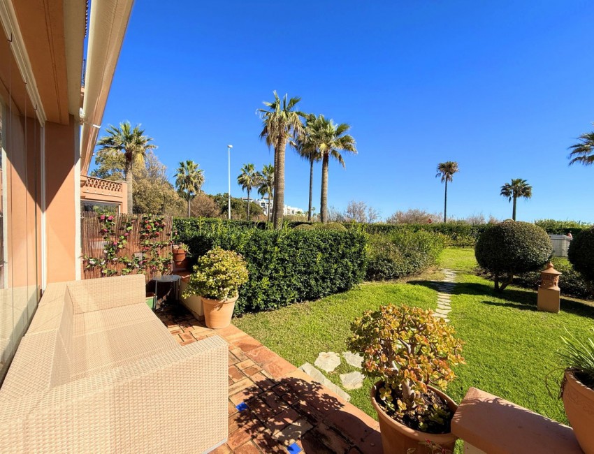 Sale · Apartment / Flat · Casares · Costa del Sol