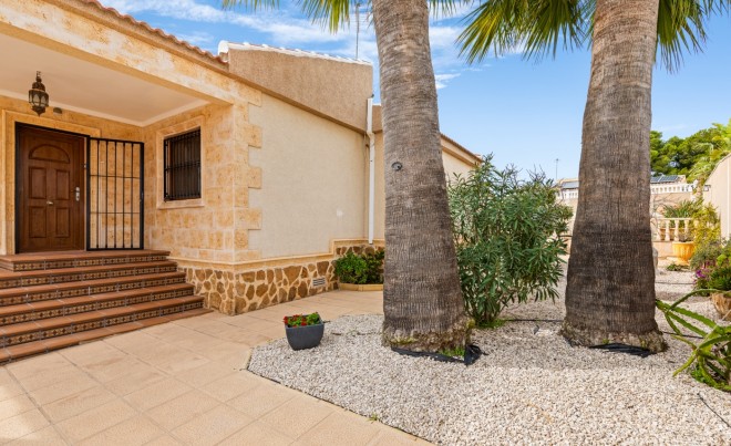 Venta · Villa / Chalet · Los Balcones