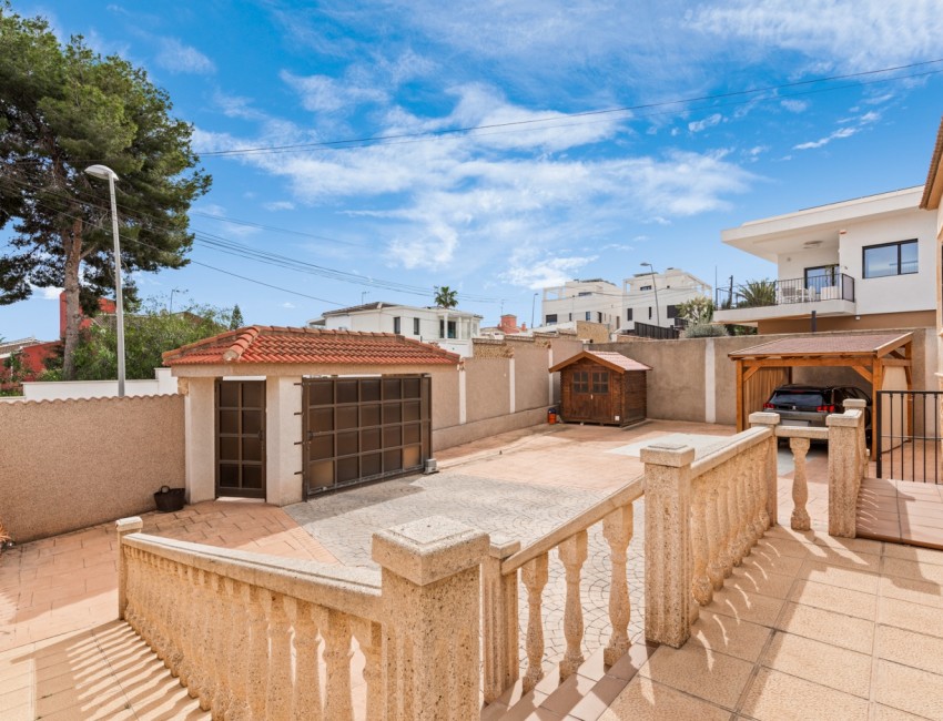 Venta · Villa / Chalet · Los Balcones