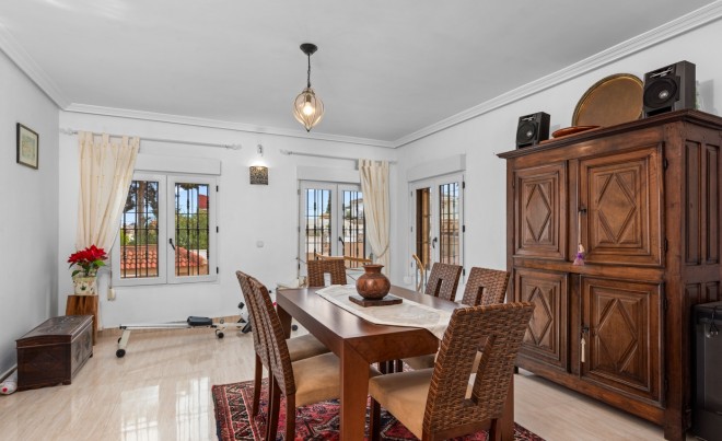 Venta · Villa / Chalet · Los Balcones