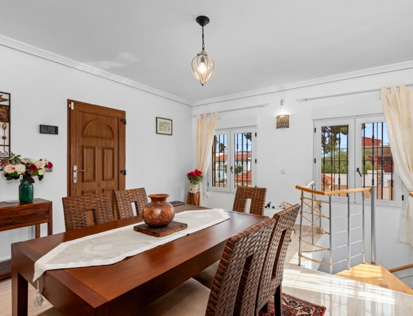 Venta · Villa / Chalet · Los Balcones