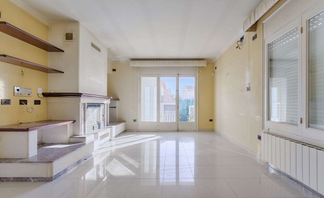 Revente · Bungalow / Maison de Ville · Torroella de Montgrí