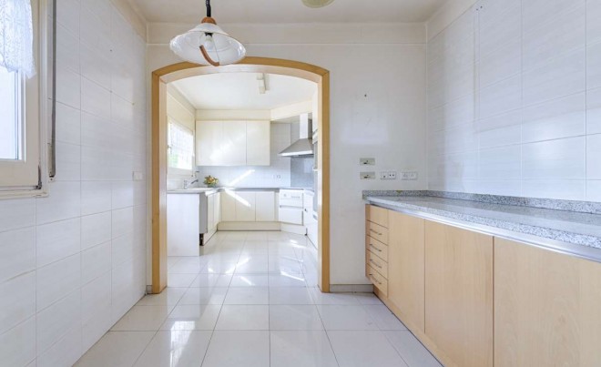 Revente · Bungalow / Maison de Ville · Torroella de Montgrí