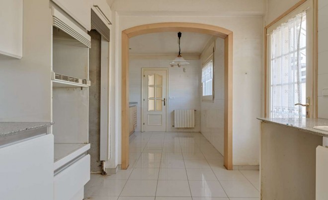 Revente · Bungalow / Maison de Ville · Torroella de Montgrí