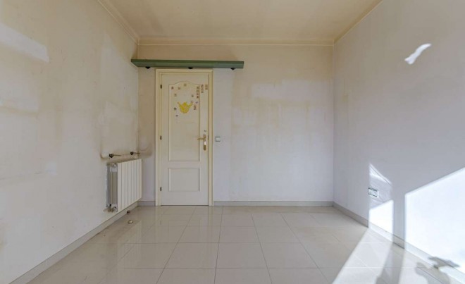 Revente · Bungalow / Maison de Ville · Torroella de Montgrí