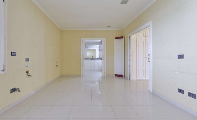 Revente · Bungalow / Maison de Ville · Torroella de Montgrí