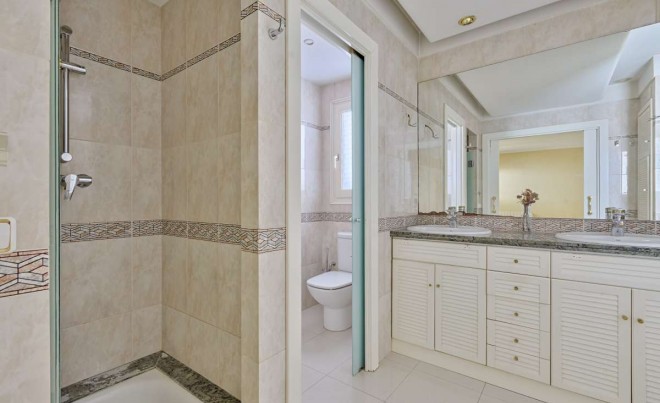 Revente · Bungalow / Maison de Ville · Torroella de Montgrí