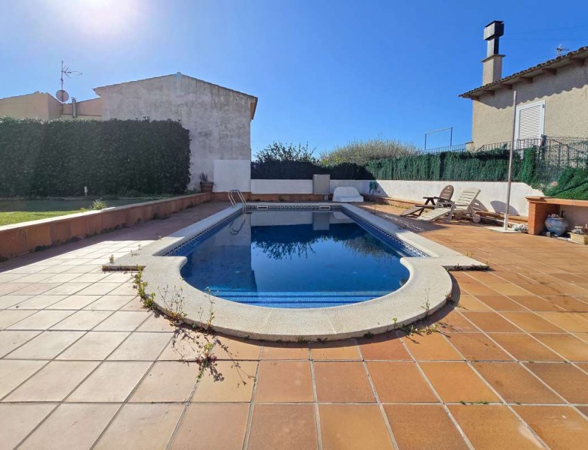 Revente · Bungalow / Maison de Ville · Torroella de Montgrí