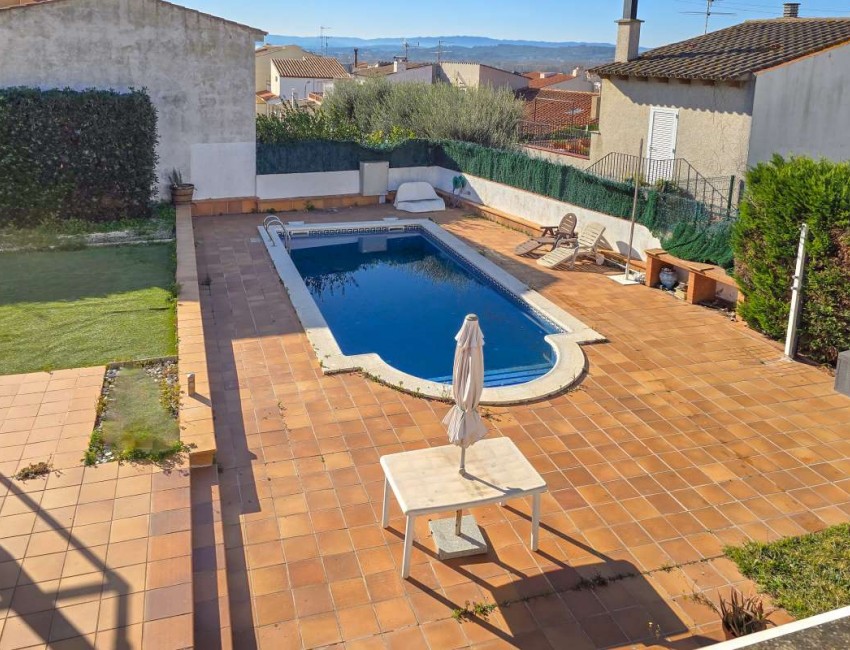 Revente · Bungalow / Maison de Ville · Torroella de Montgrí