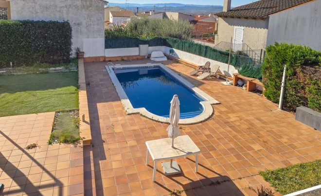 Revente · Bungalow / Maison de Ville · Torroella de Montgrí