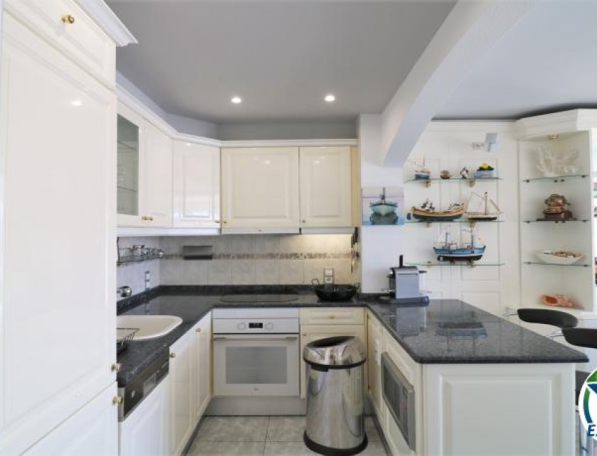 Revente · Villa · Salins