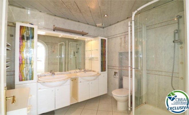 Revente · Villa · Salins