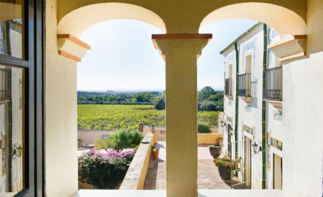 Revente ·  · Mas Fumats