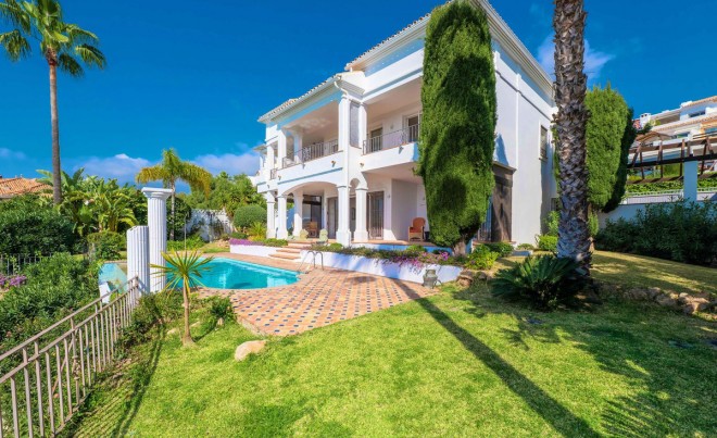 Venta · Villa / Chalet · Marbella · Costa del Sol