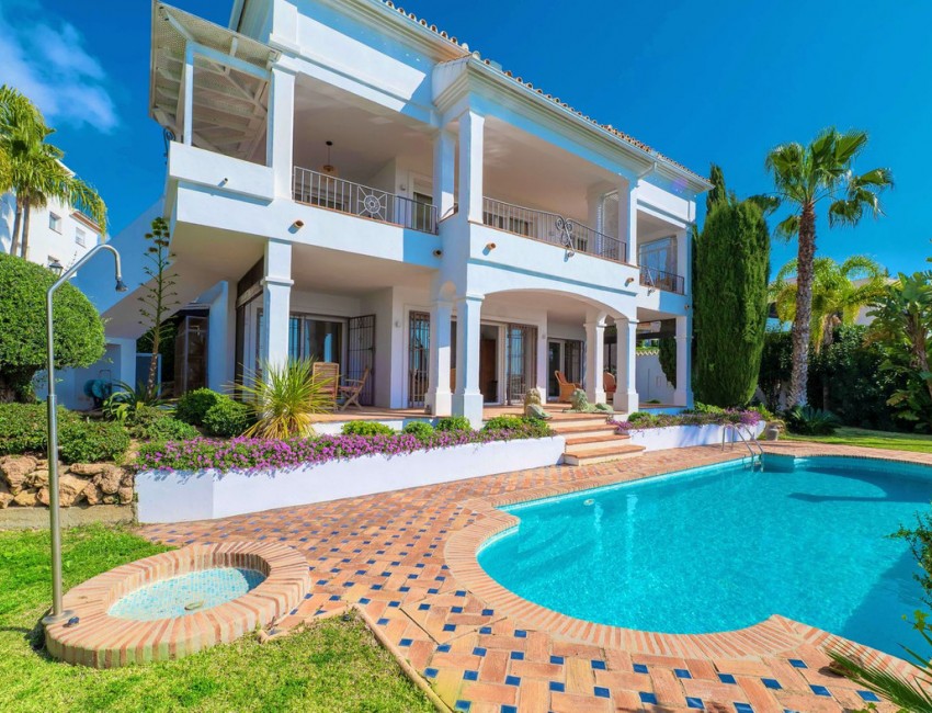 Venta · Villa / Chalet · Marbella · Costa del Sol