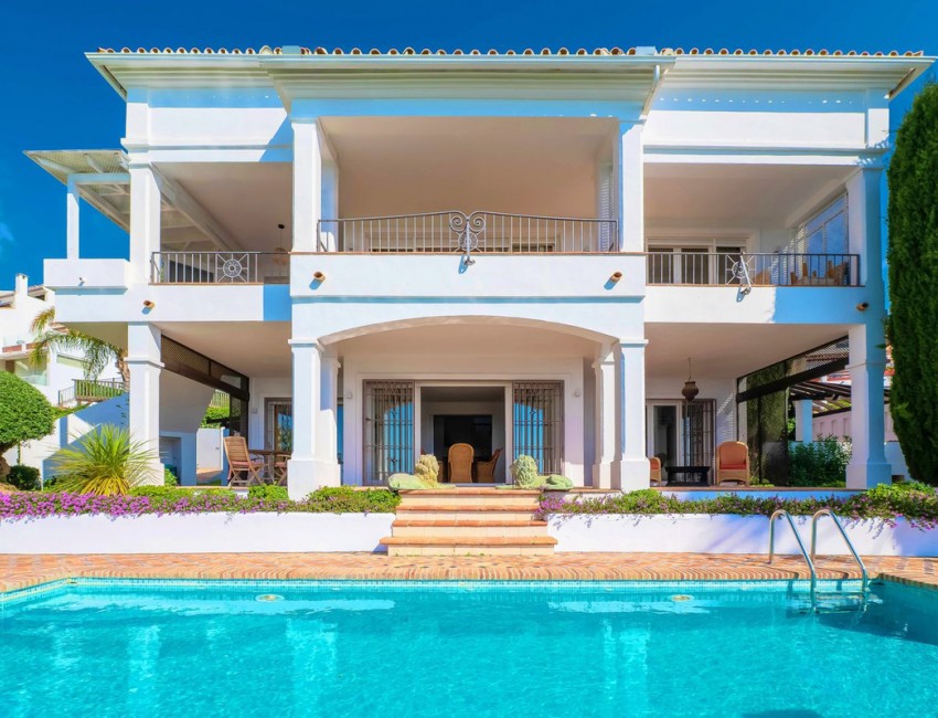 Venta · Villa / Chalet · Marbella · Costa del Sol