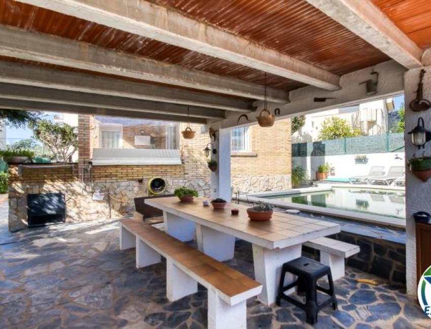 Revente · Bungalow / Maison de Ville · Mas Oliva