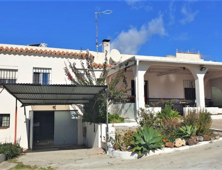 Venta · Villa / Chalet · Estepona · Costa del Sol