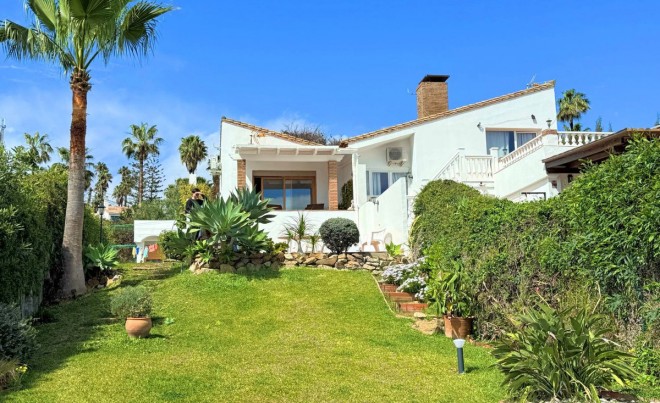 Venta · Villa / Chalet · Estepona · Costa del Sol