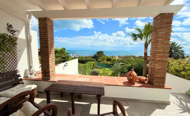 Venta · Villa / Chalet · Estepona · Costa del Sol