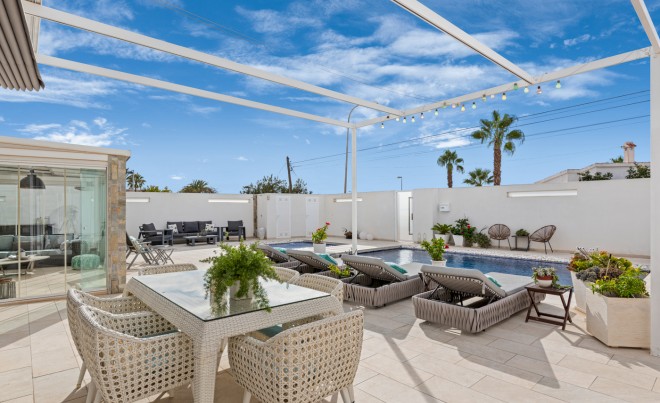 Sale · Villa · Ciudad Quesada