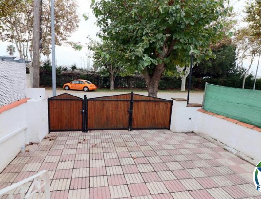 Revente · Bungalow / Maison de Ville · Empuriabrava