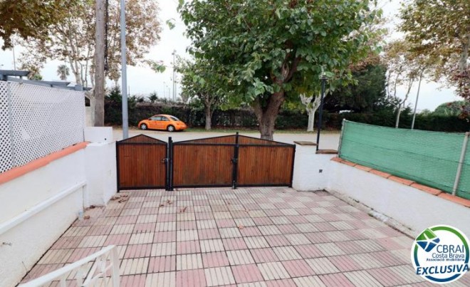 Revente · Bungalow / Maison de Ville · Empuriabrava