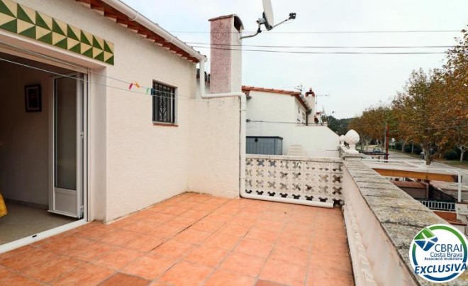 Revente · Bungalow / Maison de Ville · Empuriabrava