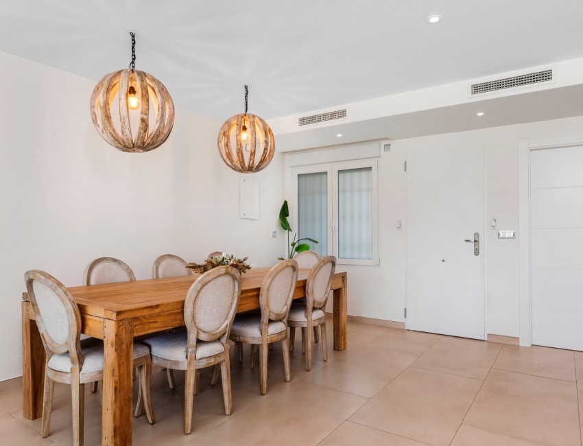 Venta · Bungalow / Adosado / Semiadosado · San Juan Alicante