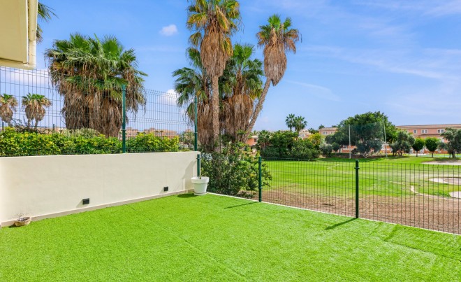 Venta · Bungalow / Adosado / Semiadosado · San Juan Alicante