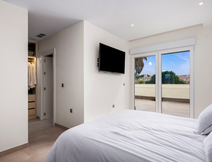 Venta · Bungalow / Adosado / Semiadosado · San Juan Alicante