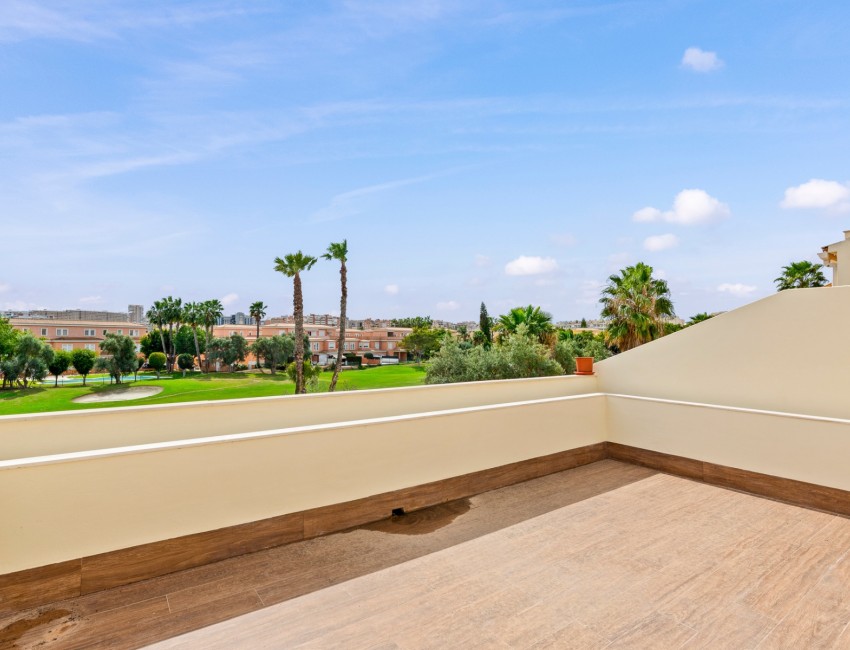 Venta · Bungalow / Adosado / Semiadosado · San Juan Alicante
