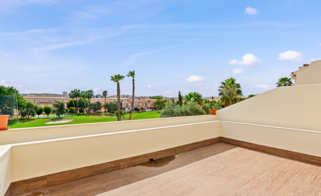Venta · Bungalow / Adosado / Semiadosado · San Juan Alicante