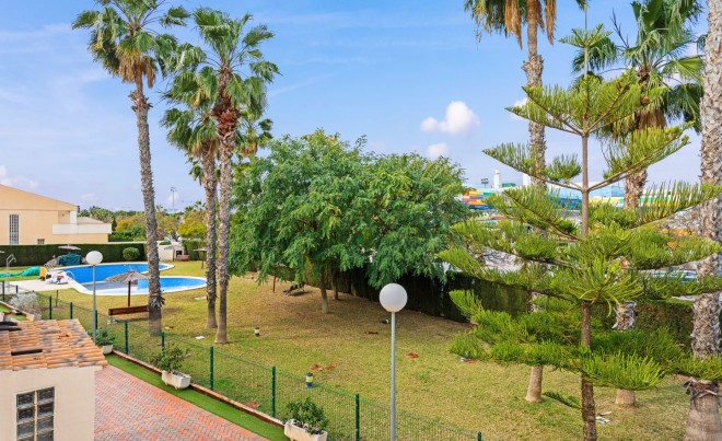 Venta · Bungalow / Adosado / Semiadosado · San Juan Alicante