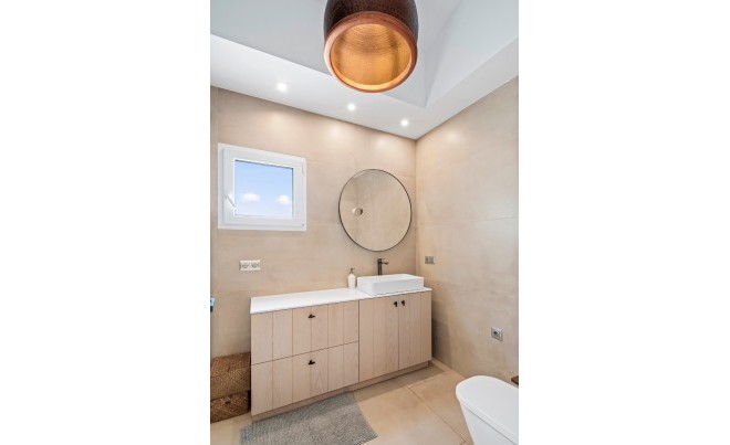 Venta · Bungalow / Adosado / Semiadosado · San Juan Alicante