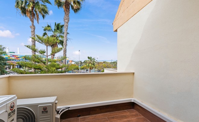 Venta · Bungalow / Adosado / Semiadosado · San Juan Alicante