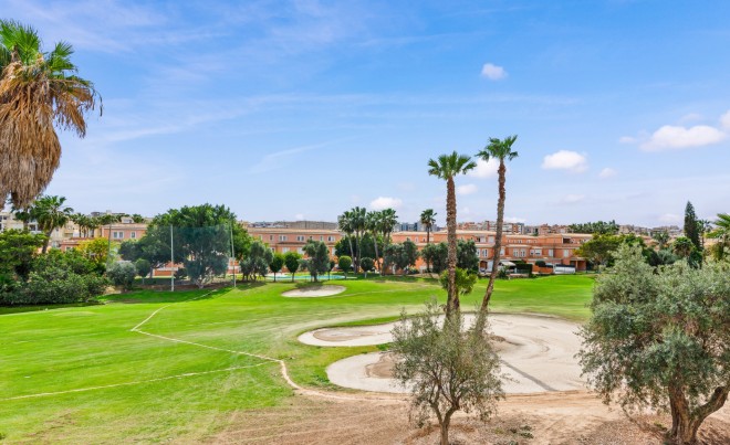 Venta · Bungalow / Adosado / Semiadosado · San Juan Alicante