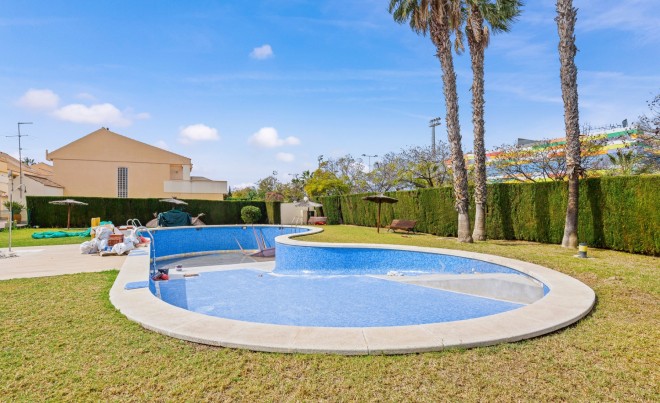 Venta · Bungalow / Adosado / Semiadosado · San Juan Alicante