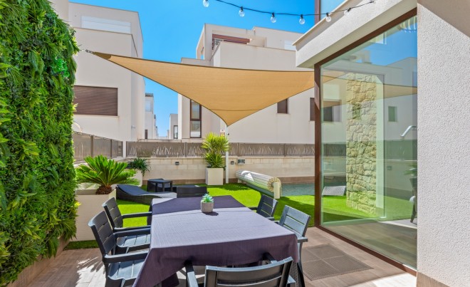 Venta · Villa / Chalet · Ciudad Quesada