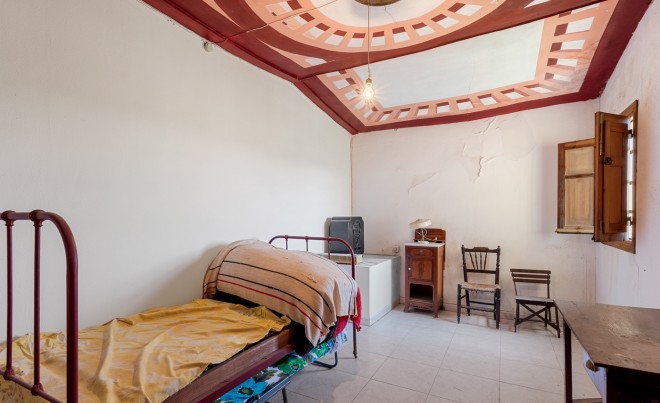 Venta · Parcela / Terreno · Orihuela