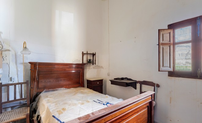 Venta · Parcela / Terreno · Orihuela