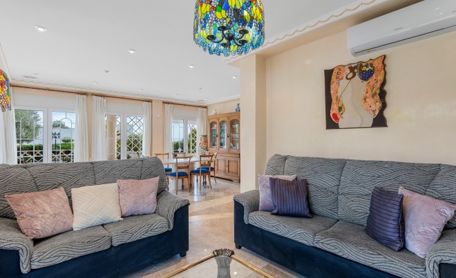 Venta · Villa / Chalet · Elche/Elx