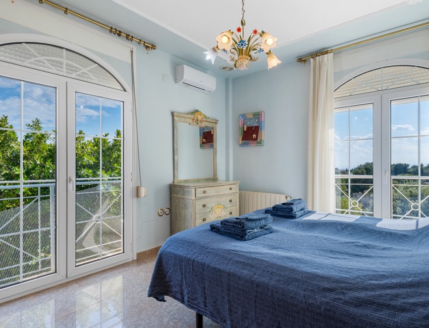 Venta · Villa / Chalet · Elche/Elx