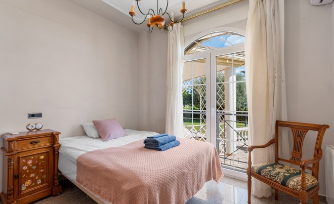 Venta · Villa / Chalet · Elche/Elx