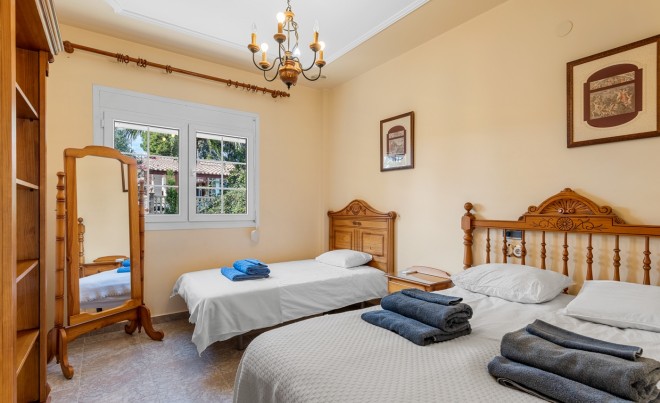 Venta · Villa / Chalet · Elche/Elx